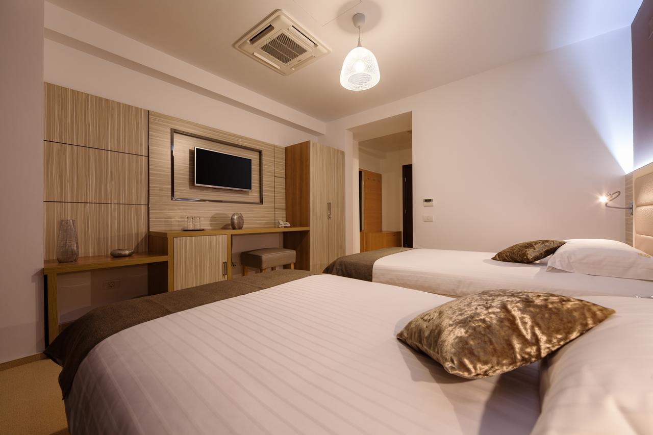 Premium Wellness Institute Hotel Bucareste Exterior foto