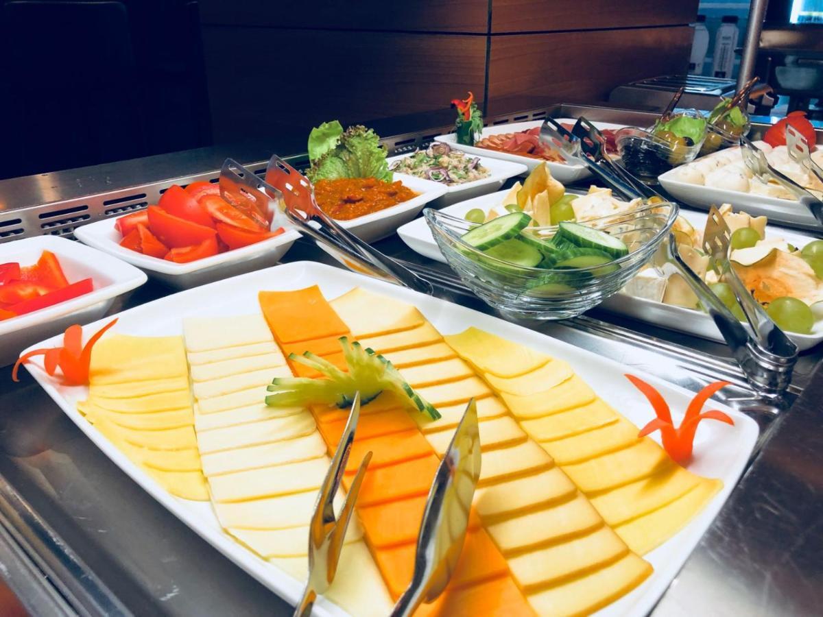 Premium Wellness Institute Hotel Bucareste Quarto foto